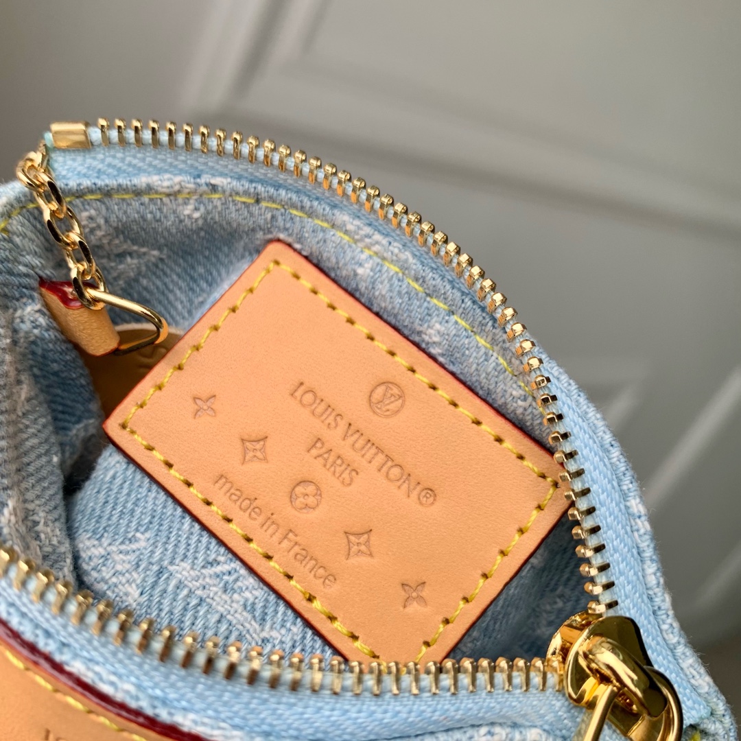 l**is V*t*n wallet-m82961-12 x 7 x 1.5cm