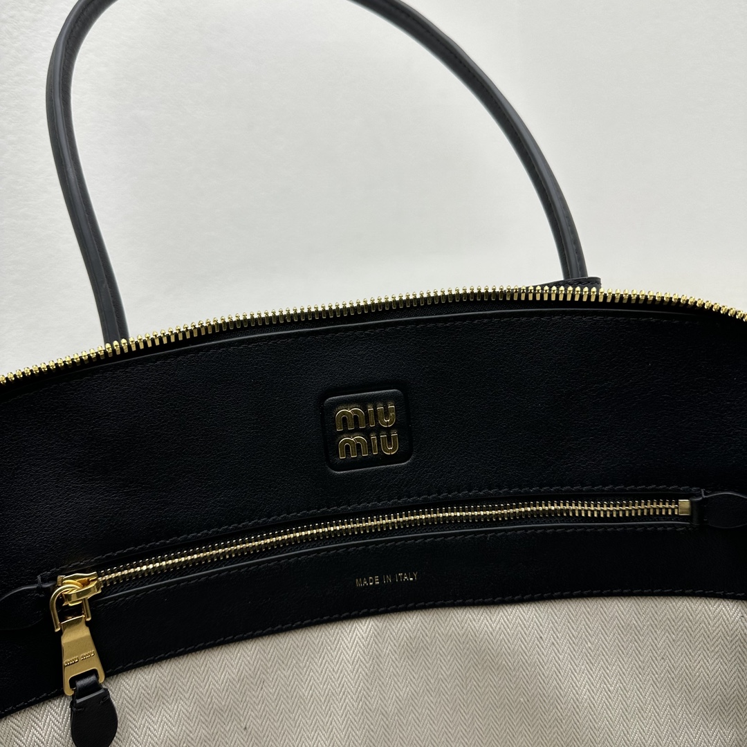MiuMiu Casual Style Plain Leather Elegant Style Bridal Logo-39*17*28CM