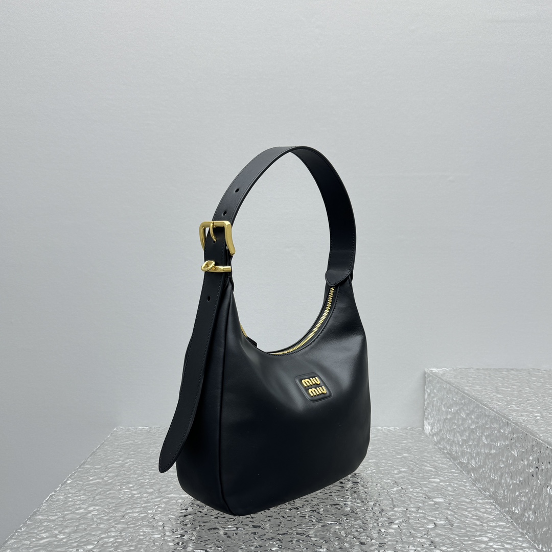 MiuMiu Black Leather Hobo Bag-27*8*20CM