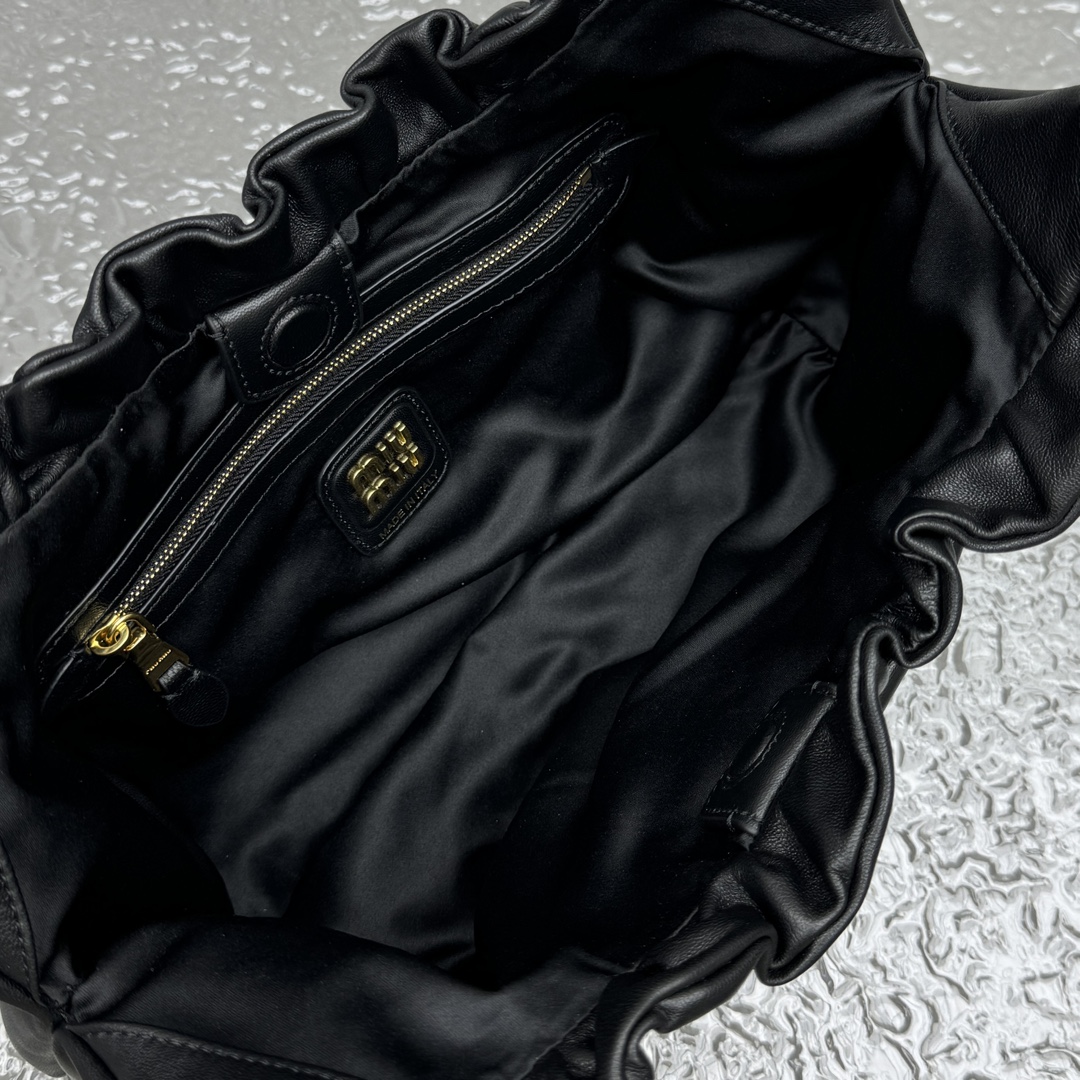 MiuMiu Wrinkle Dumpling Bag-38*19*7CM