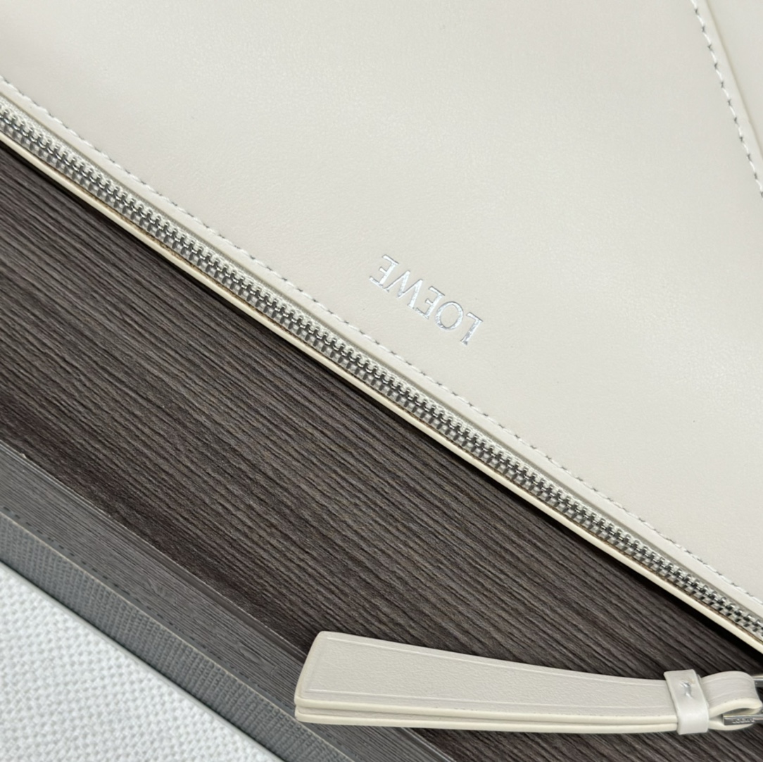 Loewe Puzzle Fold Pouch-23*6.5*15.5CM