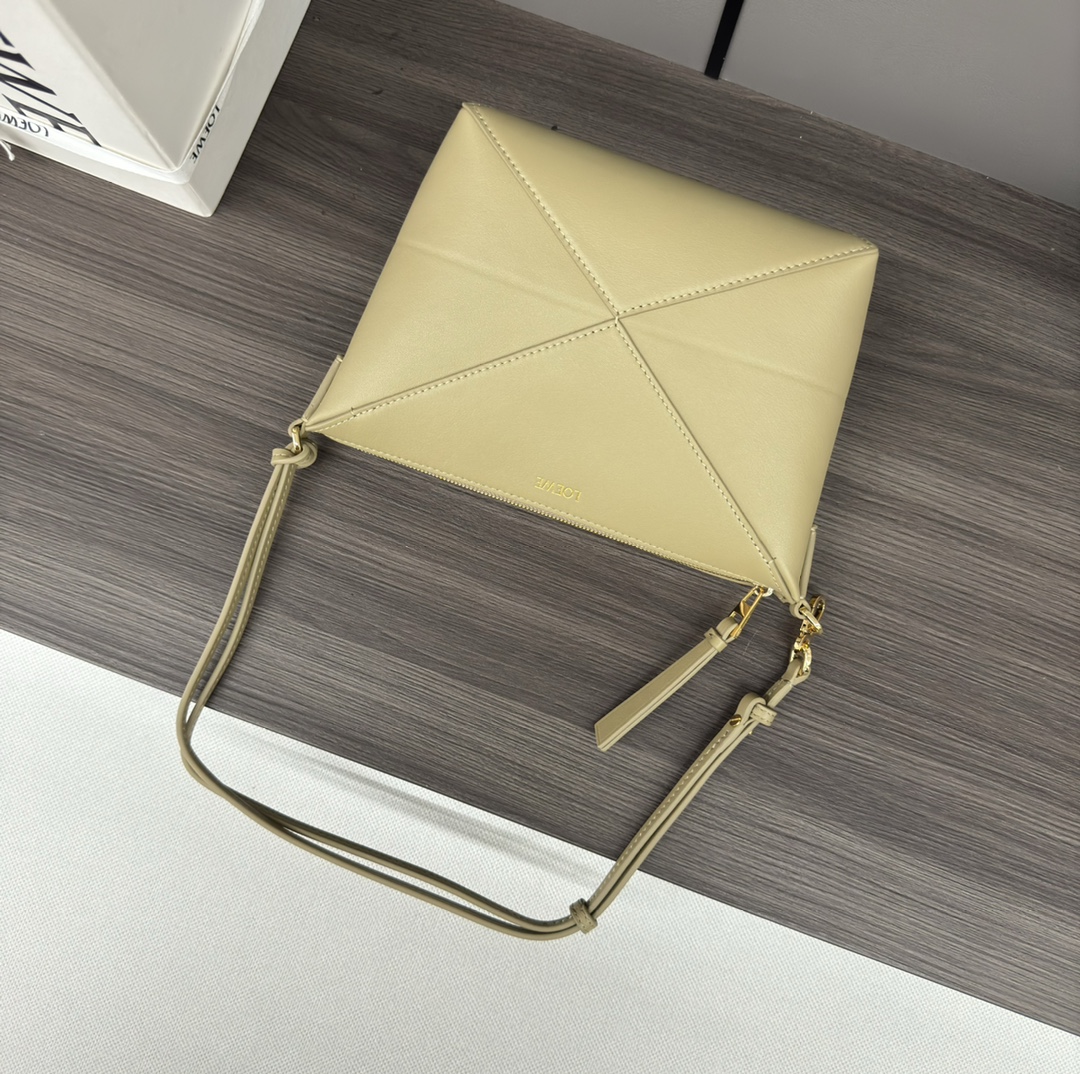 Loewe Puzzle Fold Pouch-23*6.5*15.5CM