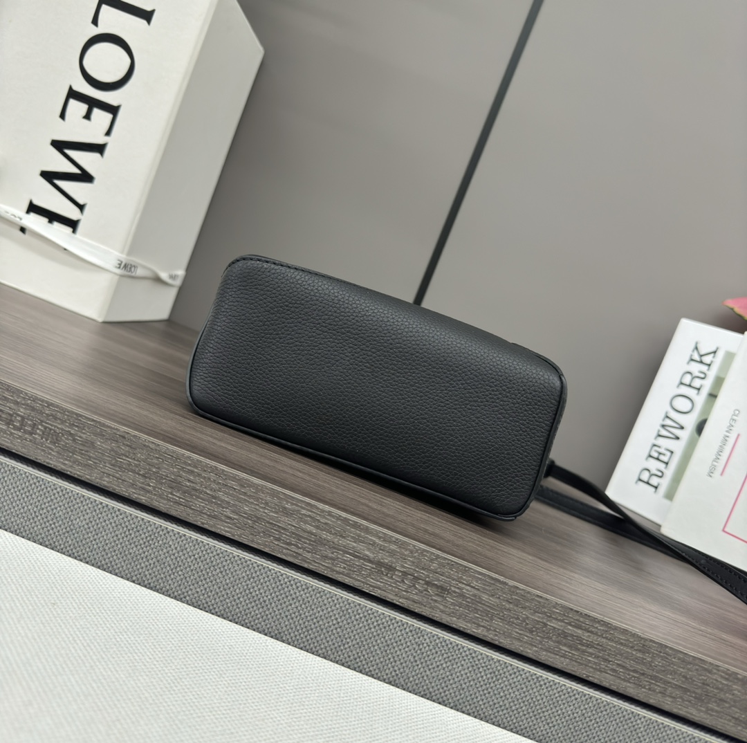 Loewe Puzzle Edge Bag-18*12.5*8CM