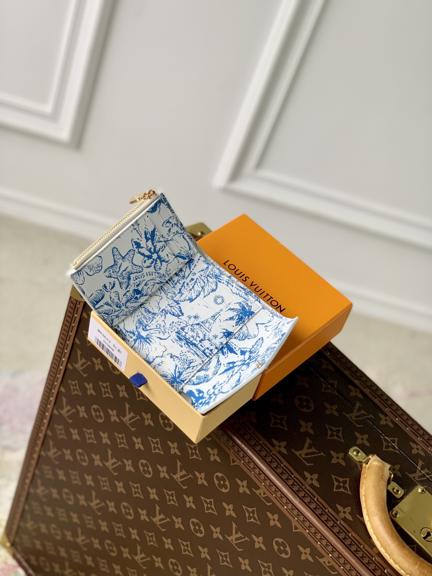 l**is V*t*n victorine by the pool wallet-12 x 9.5 x 2.5cm