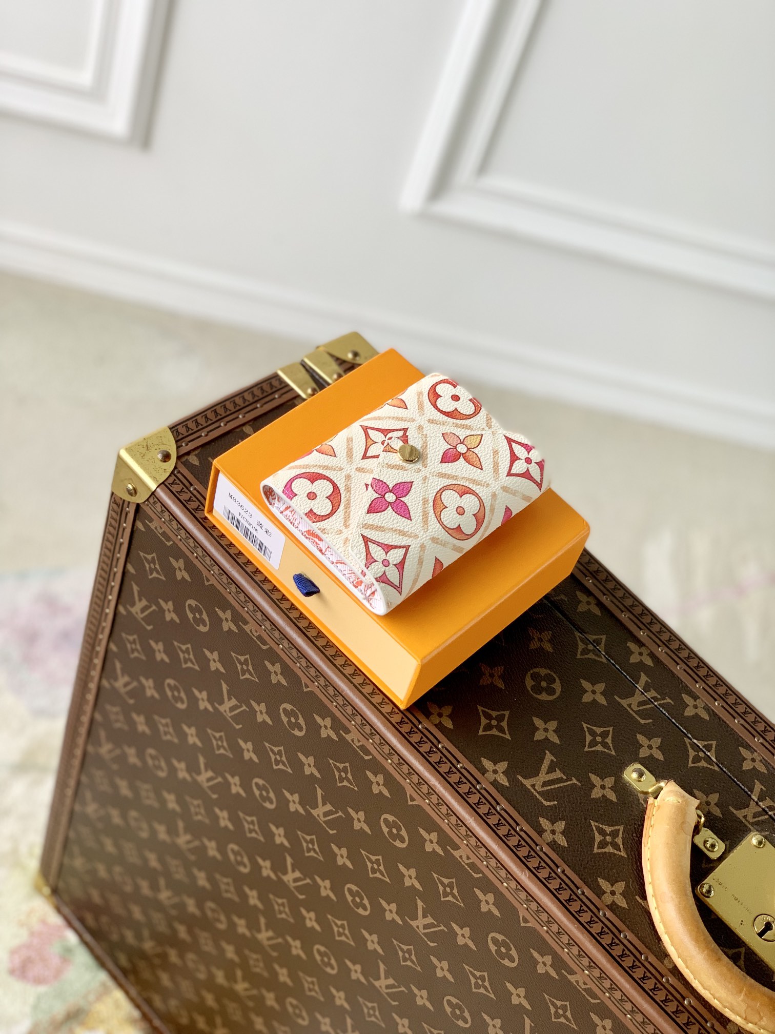 l**is V*t*n victorine by the pool wallet-12 x 9.5 x 2.5cm