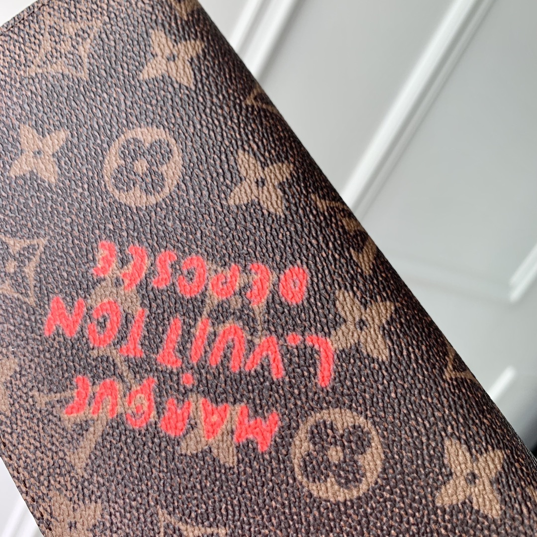 l**is V*t*n wallet-m11702 -19*10cm