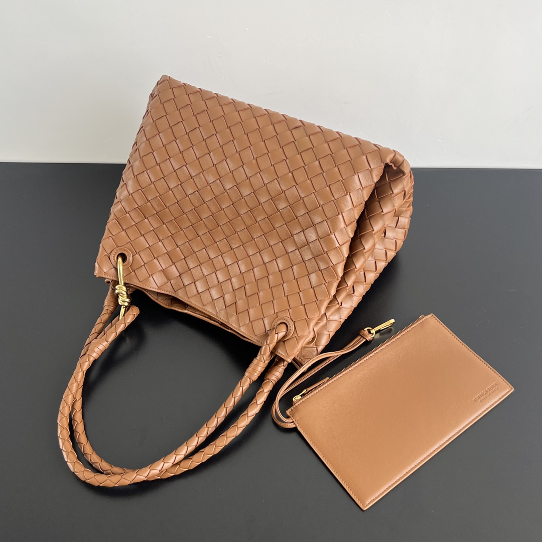 Bo*te*ga ve*ne*ta intrecciato tote-30x26x20cm