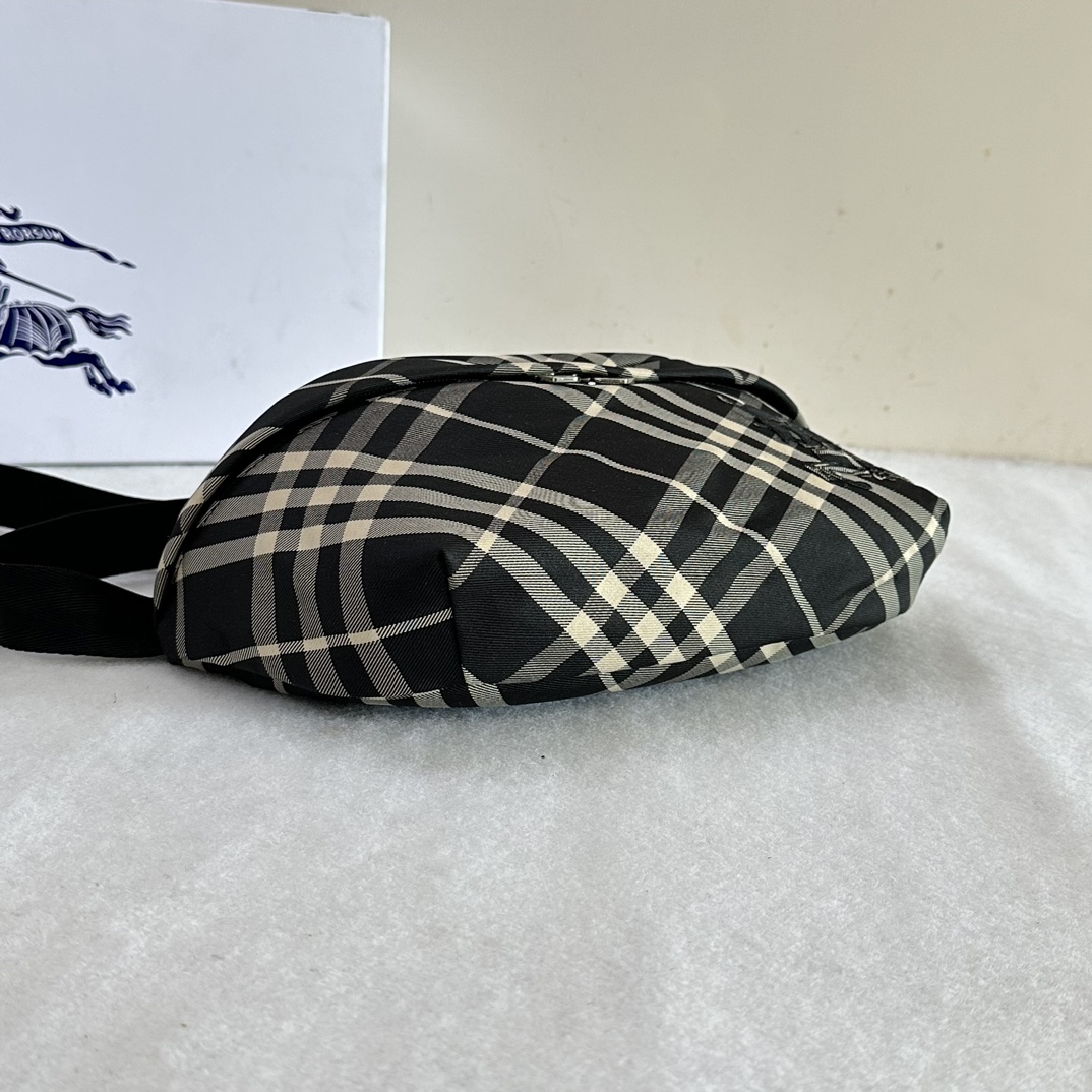 B**rry waist bags-33 x 11 x 18cm