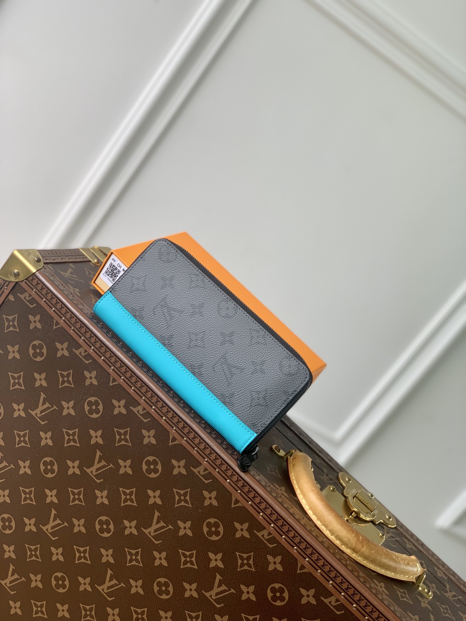 l**is V*t*n zippy wallet- m1152-10*20*2cm