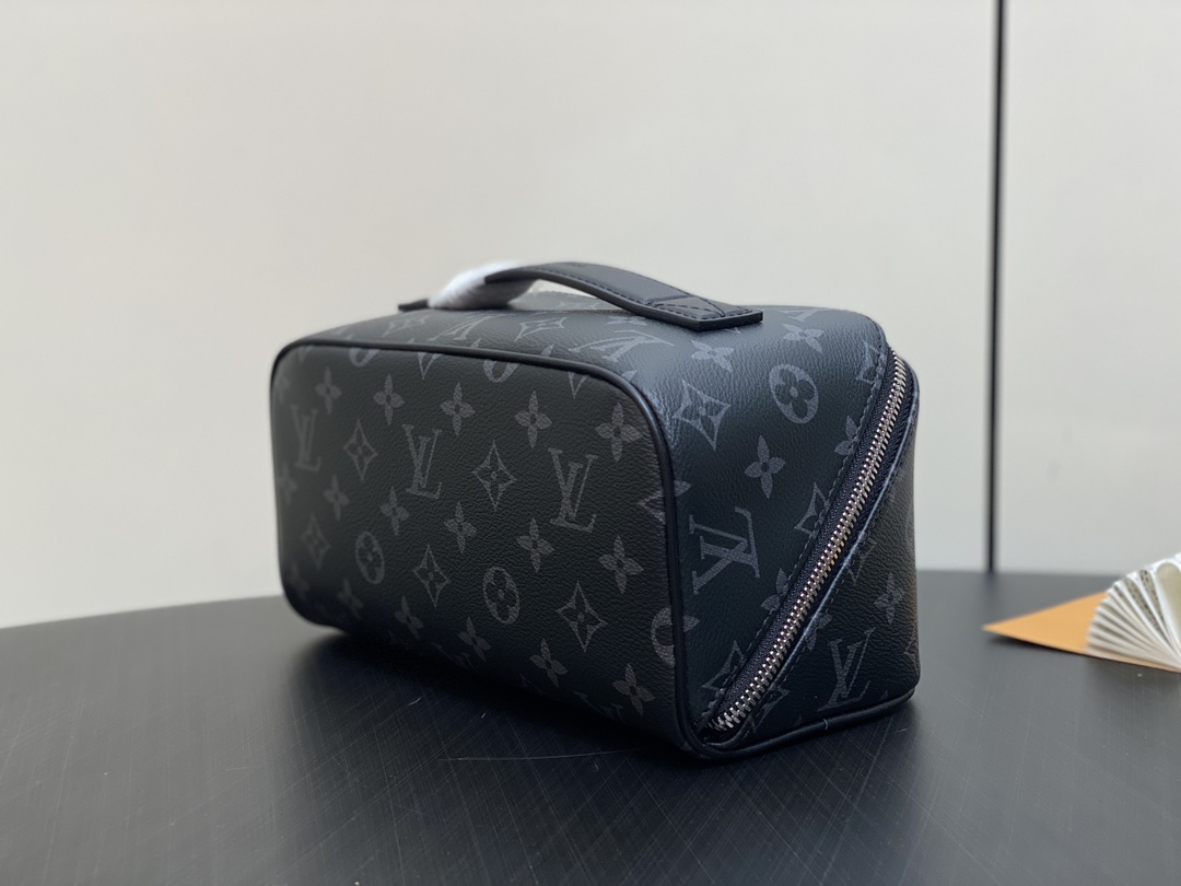 l**is V*t*n toiletry bag 2 compartments-24*13*13cm