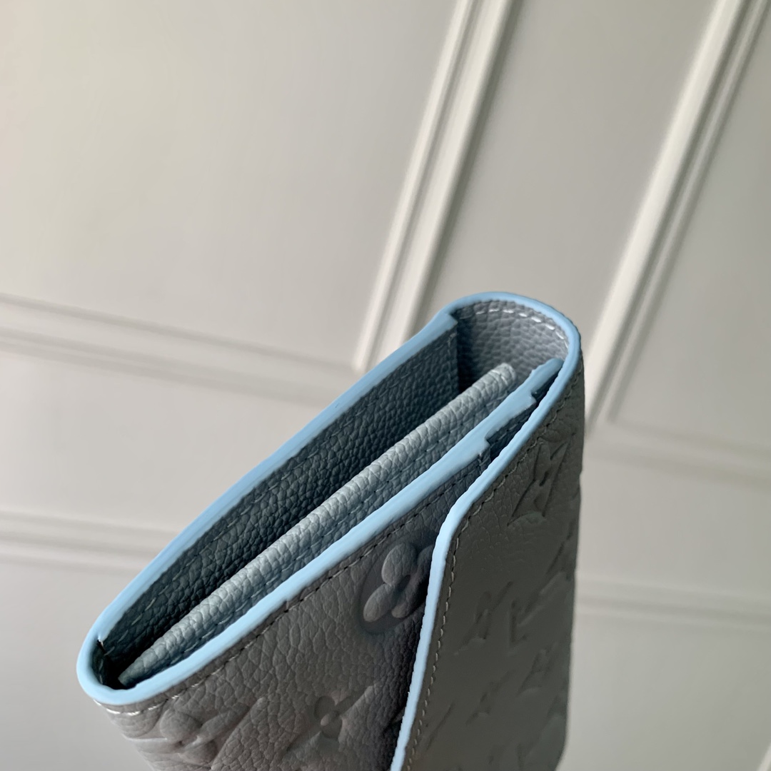 l**is V*t*n wallet-19 10.5 2cm