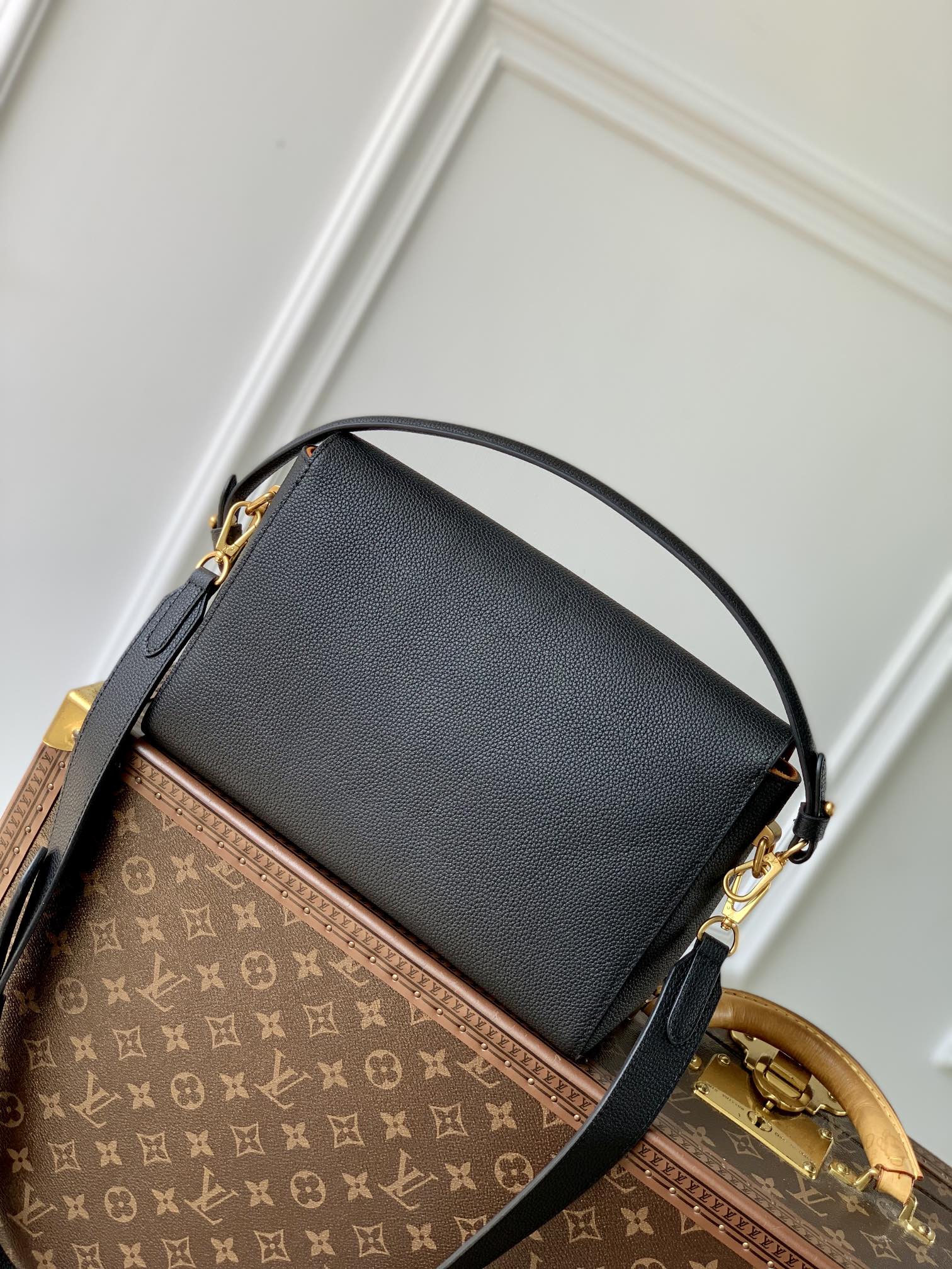 l**is V*t*n soft twist bag-m24639-27*19*9cm