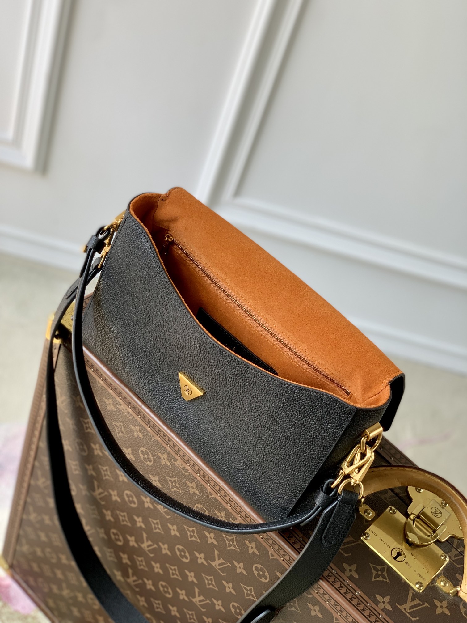 l**is V*t*n soft twist bag-m24639-27*19*9cm