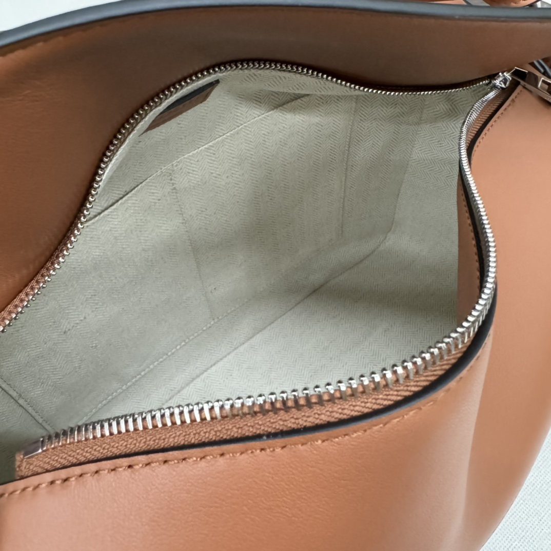 Loewe Puzzle Bag-33*14.7*21.5CM