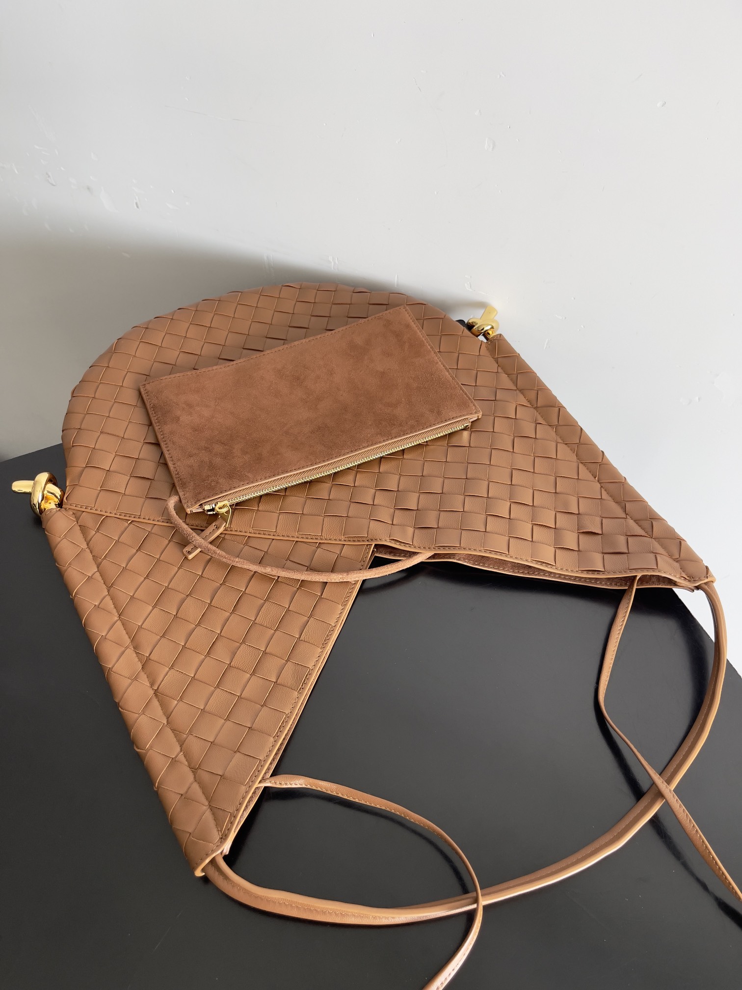 Bo*te*ga ve*ne*ta solstice shoulder ba bag-29*3*52cm