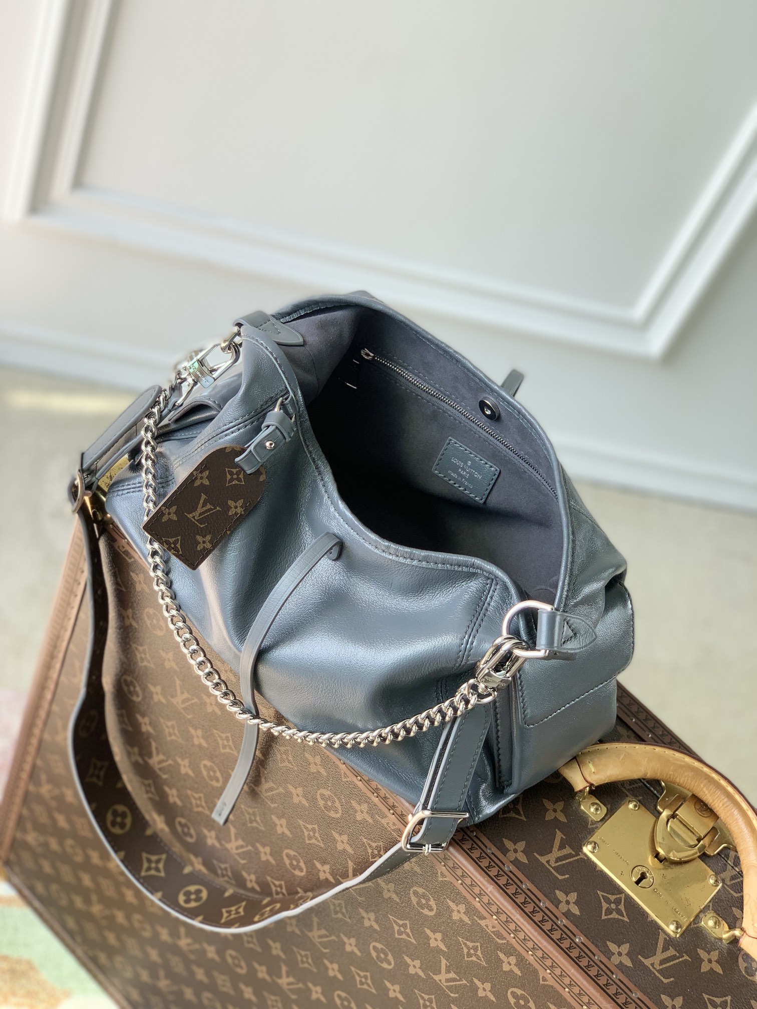 l**is V*t*n carryall cargo bag-m12579-33.5 x 23 x 15cm