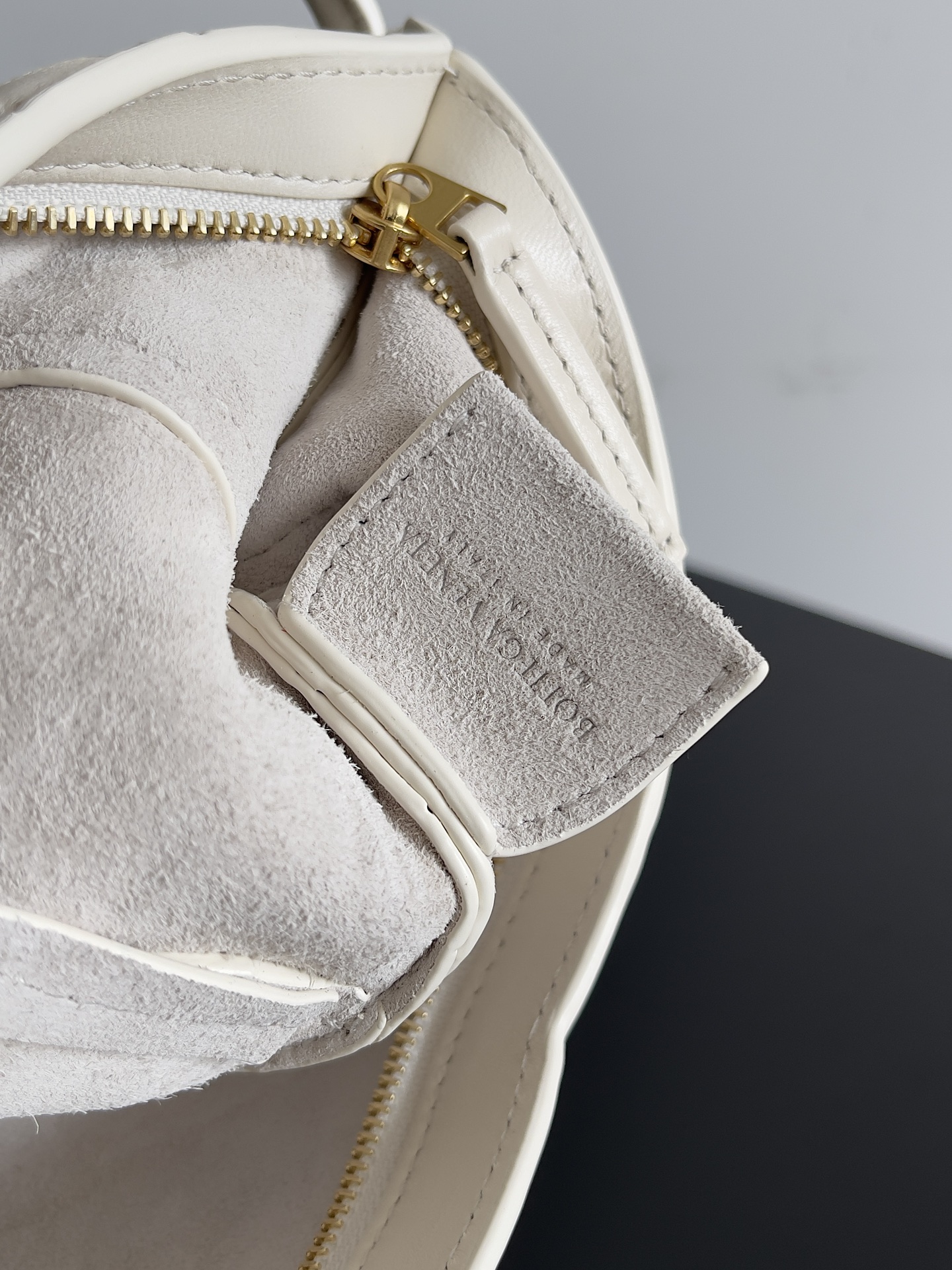 Bo*te*ga ve*ne*ta mini solstce bag-28*18*5cm