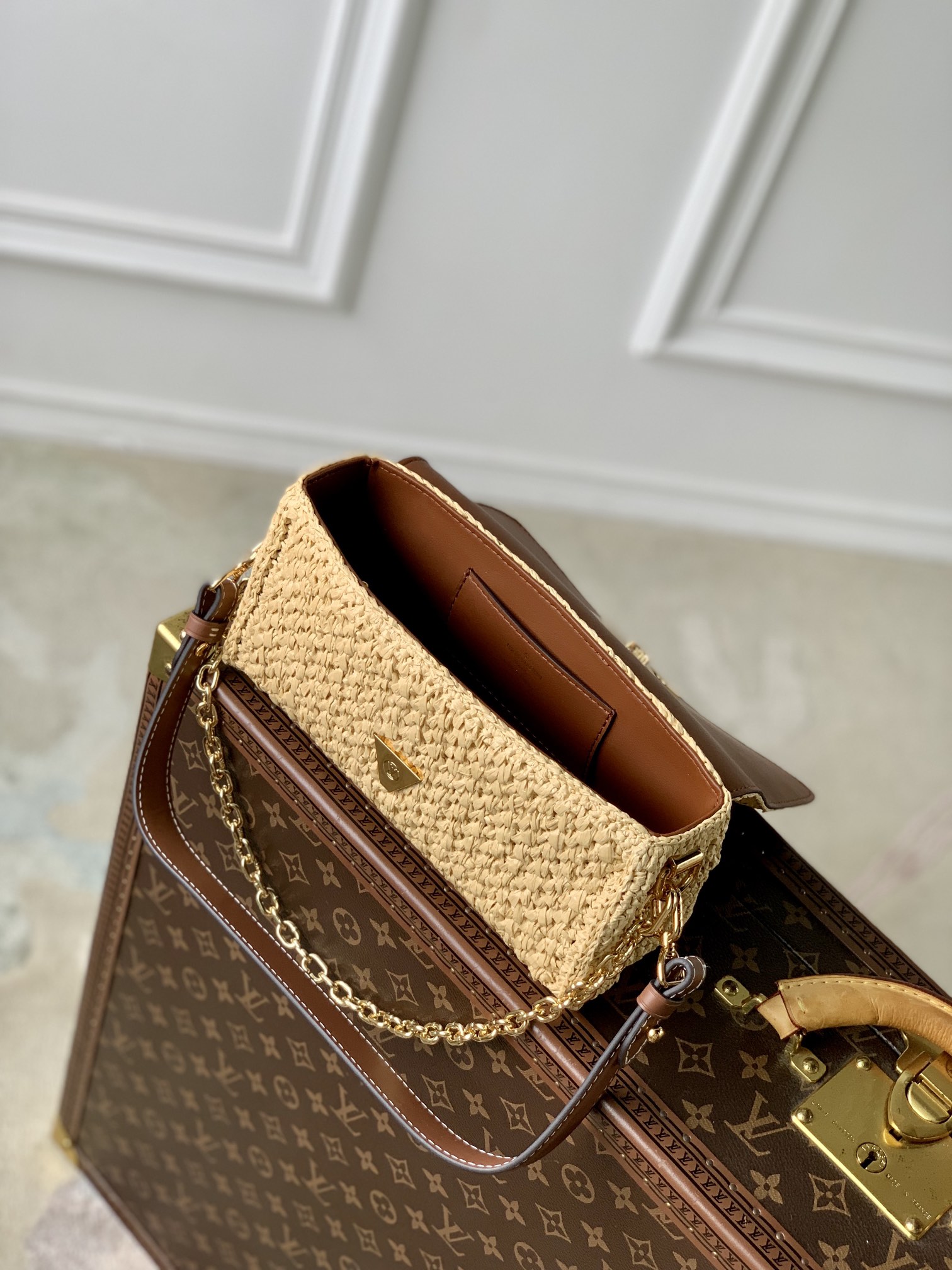 l**is V*t*n twist bag-m25030-23.5 × 12 × 7cm