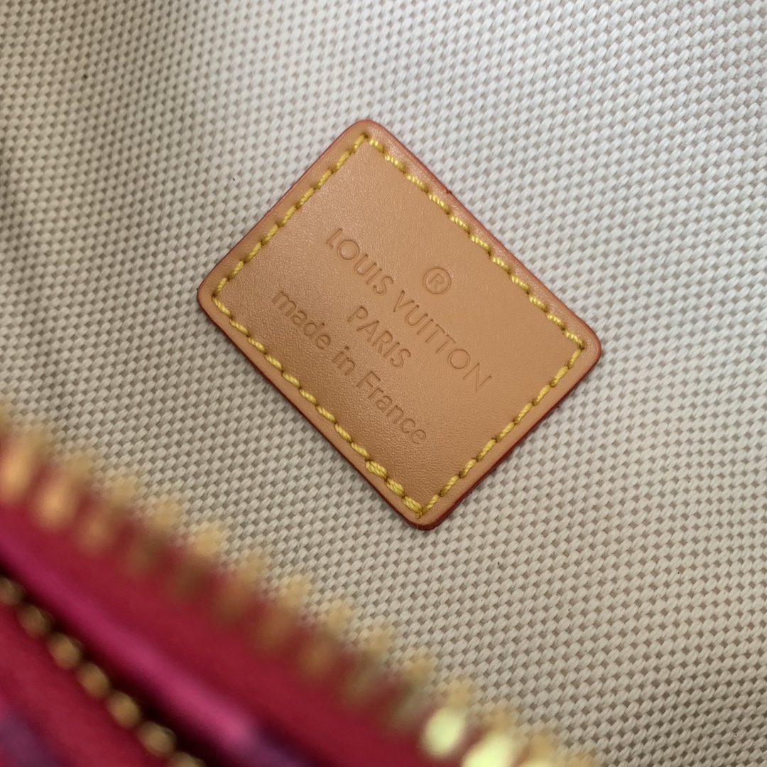 l**is V*t*n rush bum bag-m11563-30*15*8cm