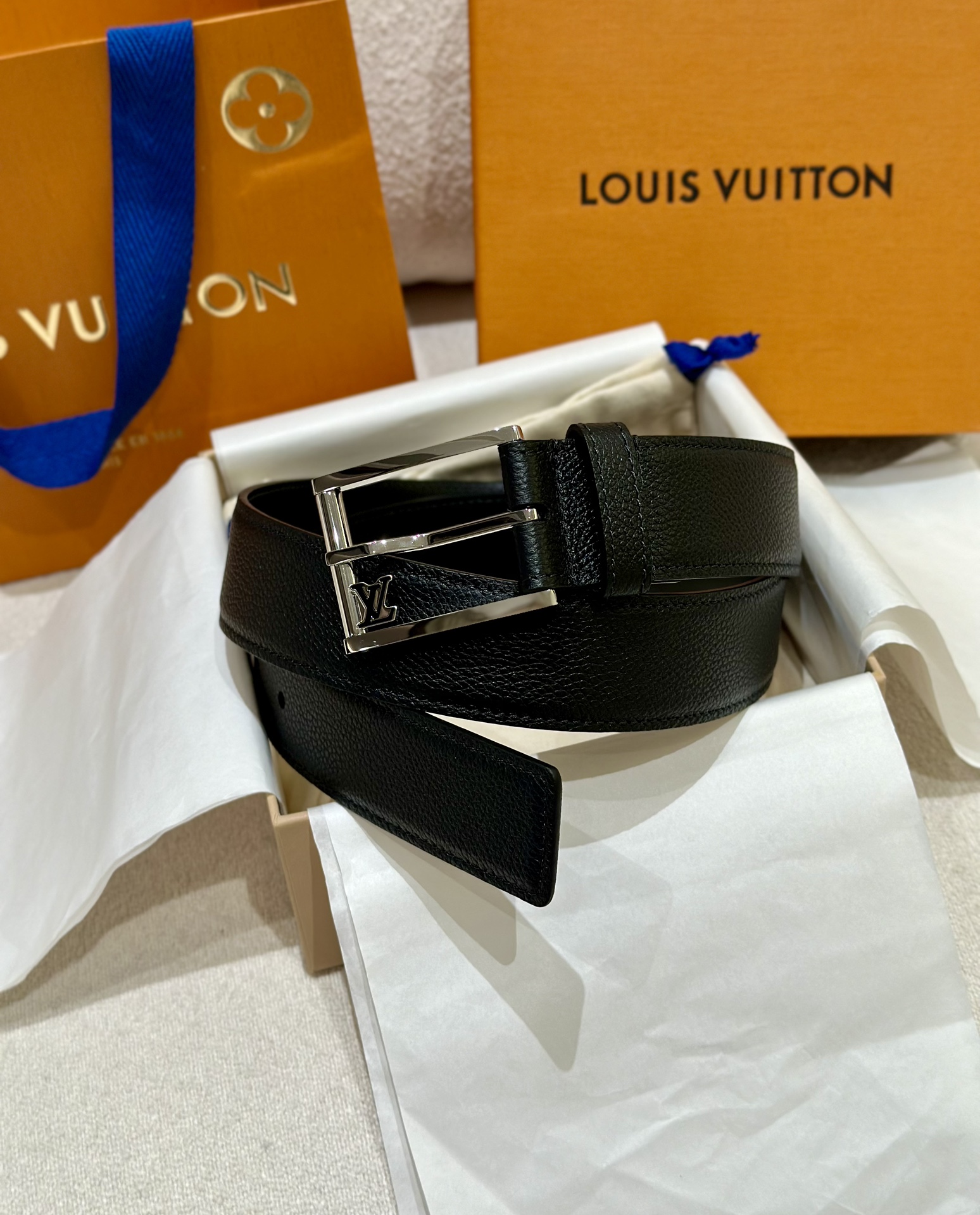 l**is V*t*n belt-3.5cm