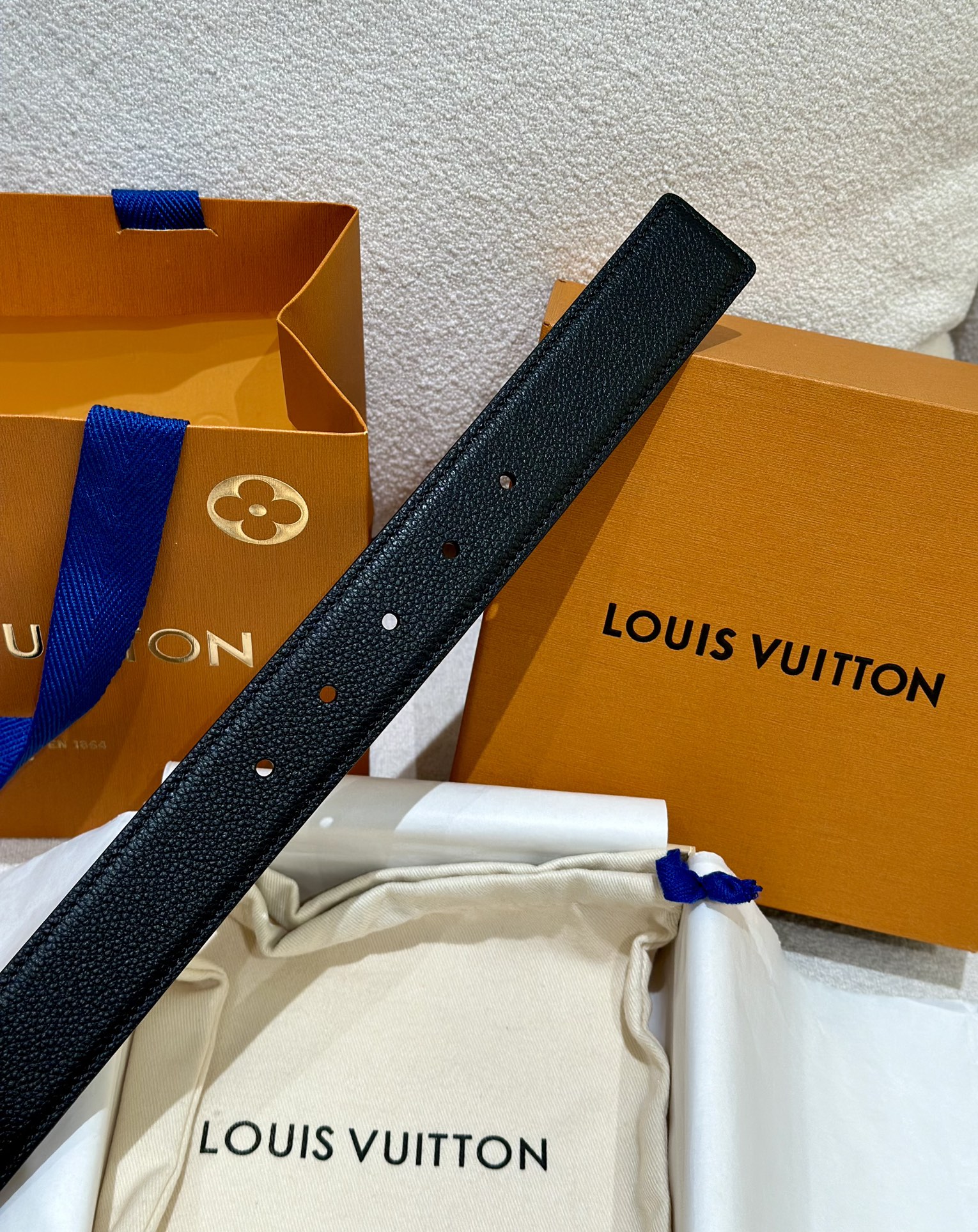 l**is V*t*n belt-3.5cm