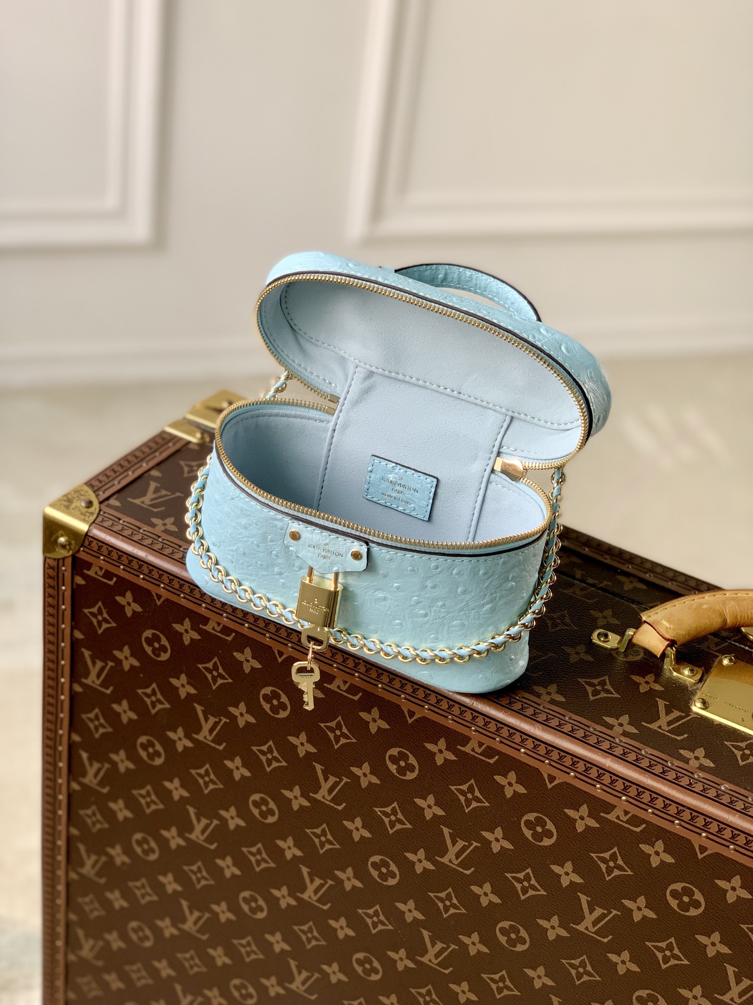 l**is V*t*n cosmetic bag-n85806-19*11.5*6.5cm