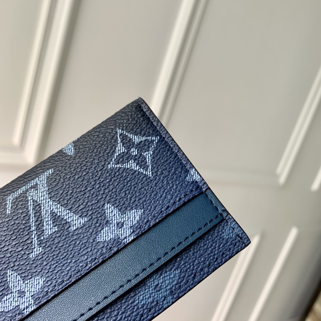 l**is V*t*n wallet