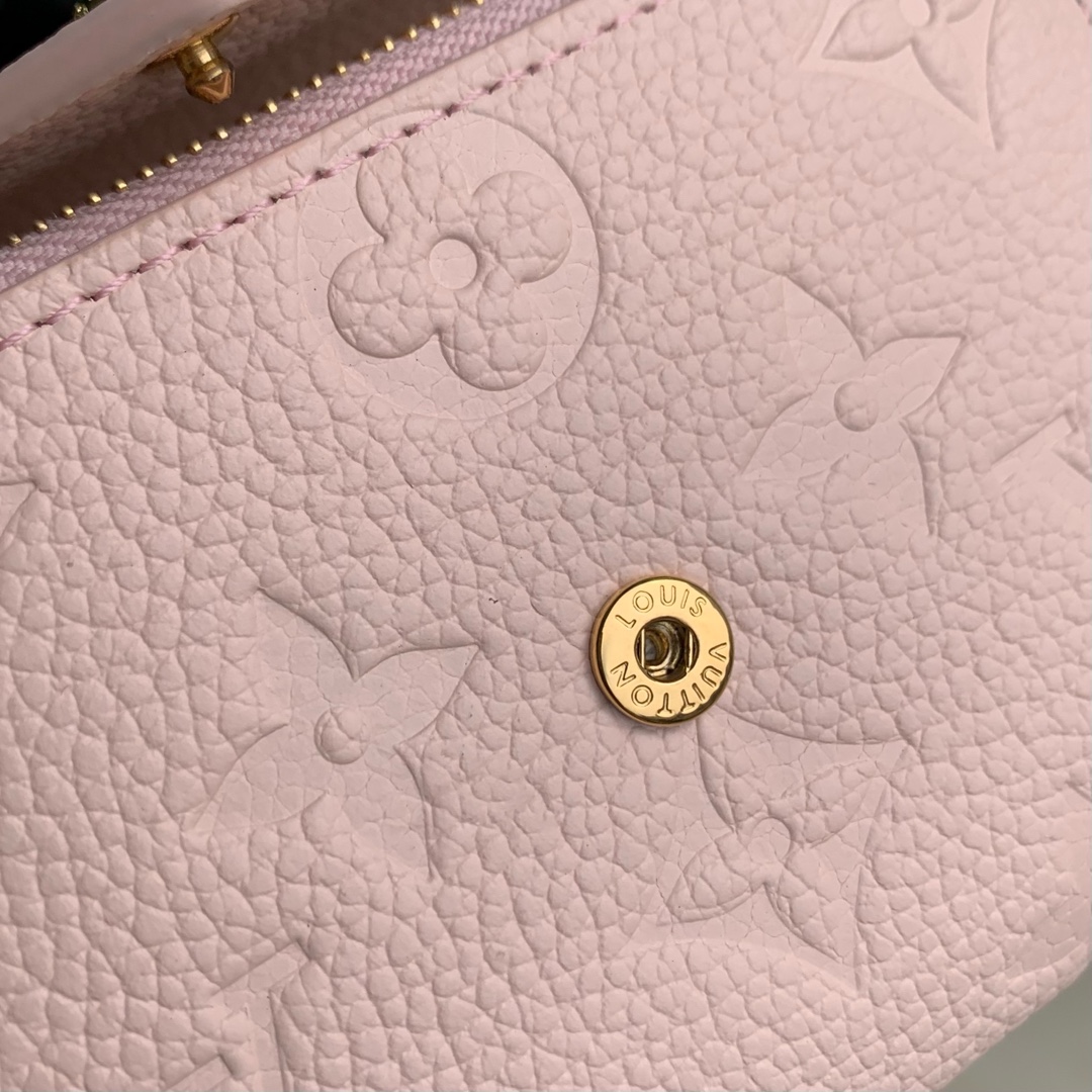 l**is V*t*n wallet