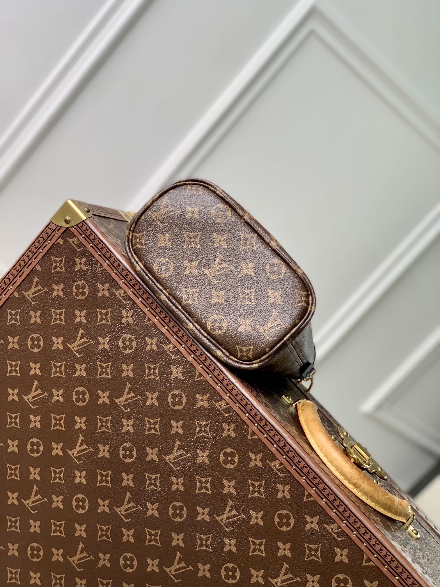 l**is V*t*n neverfull bandoulière inside out bb-m12099-24 x 14 x 9cm