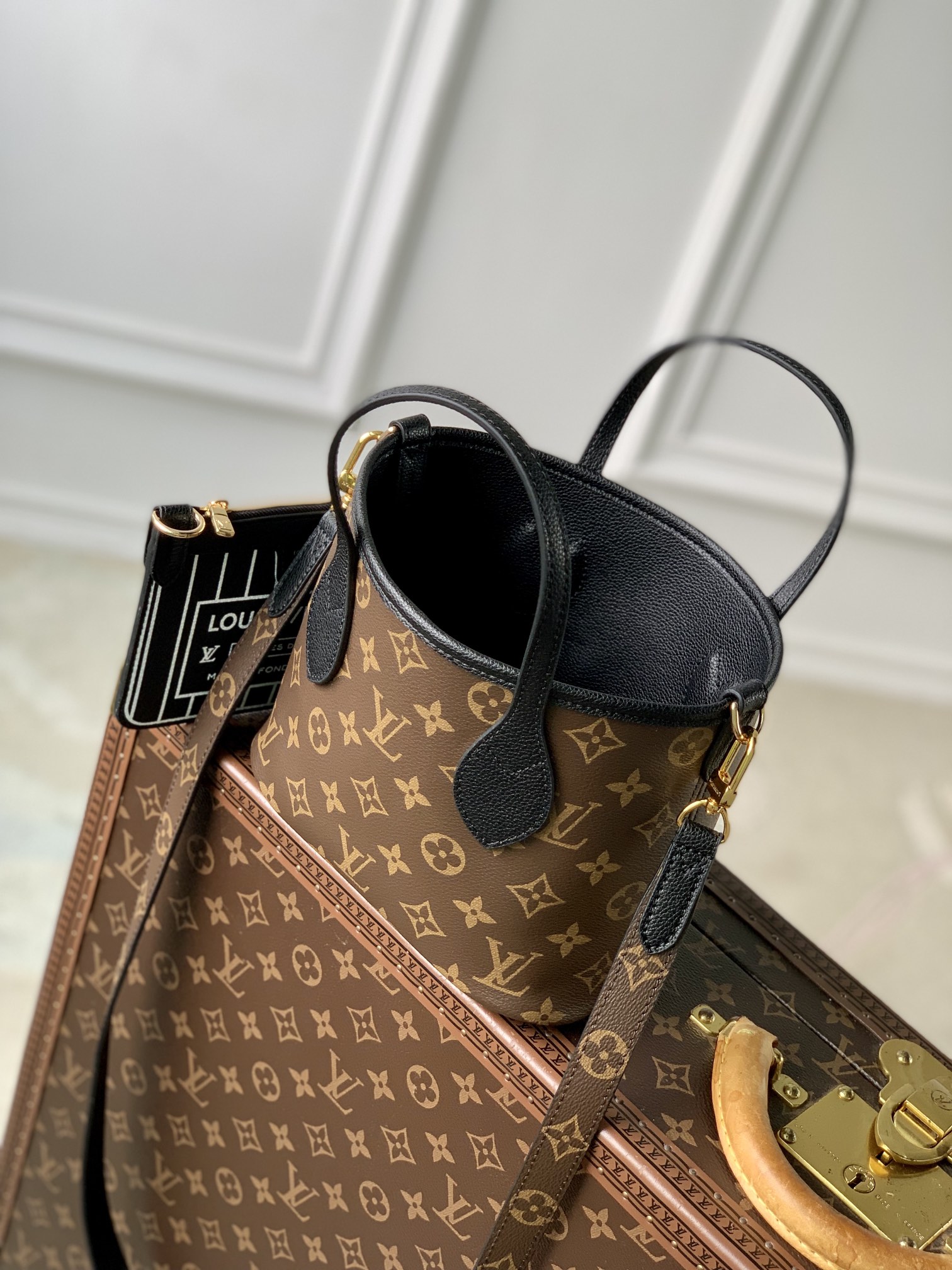 l**is V*t*n neverfull bandoulière inside out bb-m12099-24 x 14 x 9cm
