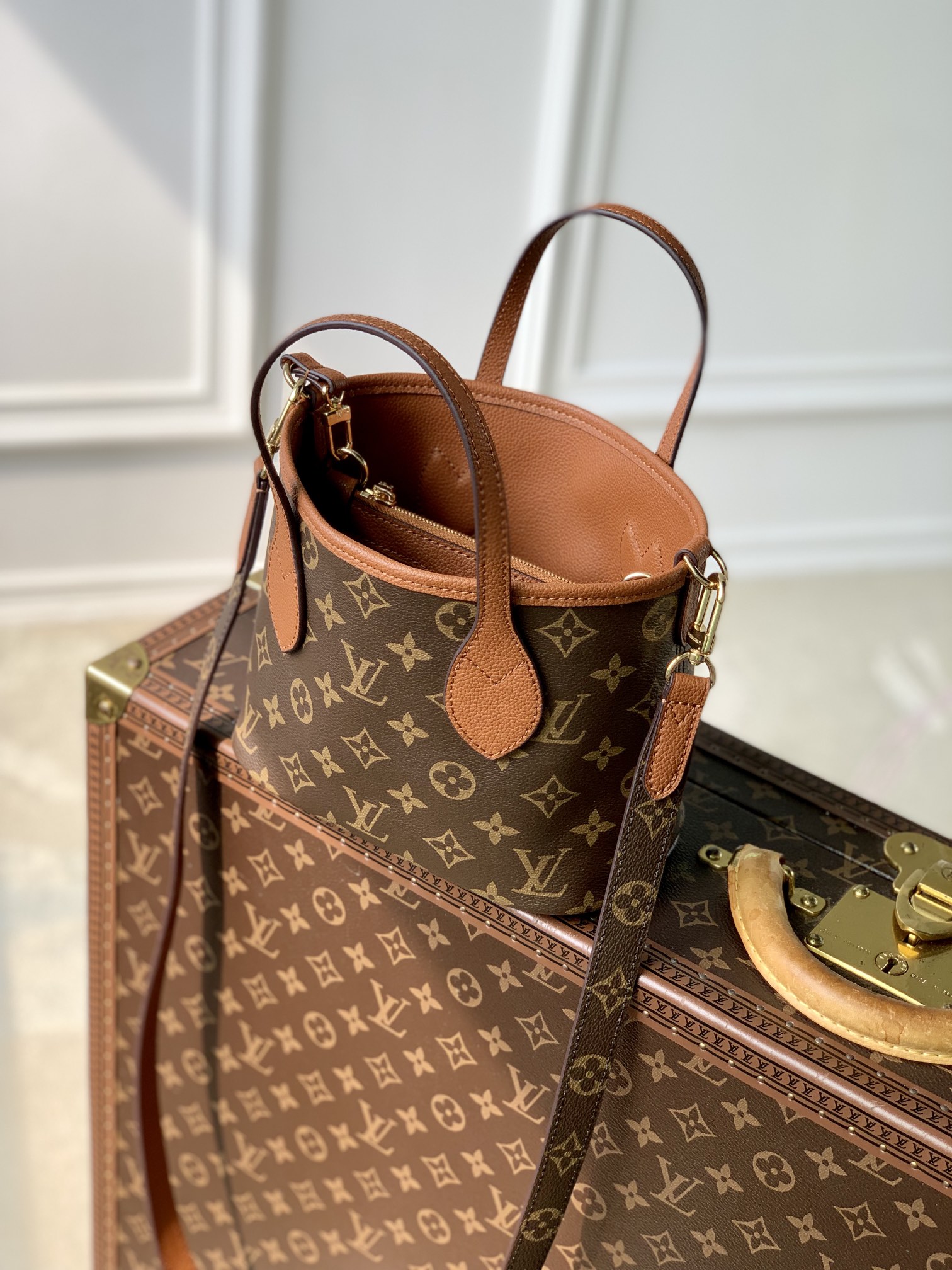 l**is V*t*n neverfull bandoulière inside out bb-m12099-24 x 14 x 9cm