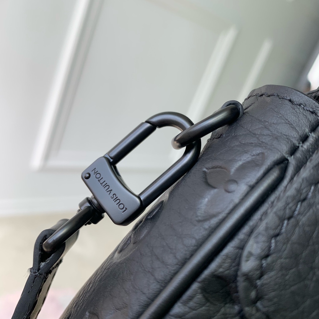 l**is V*t*n pico s-lock bag-12.5 x 11 x 5.5cm