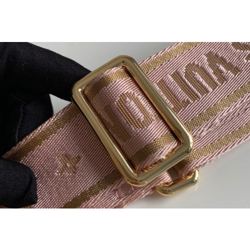 l**is V*t*n strap