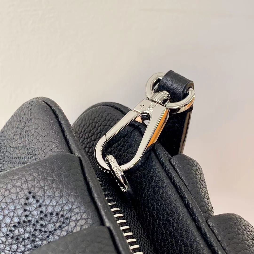 l**is V*t*n scala handbags-23*12.5*5cm