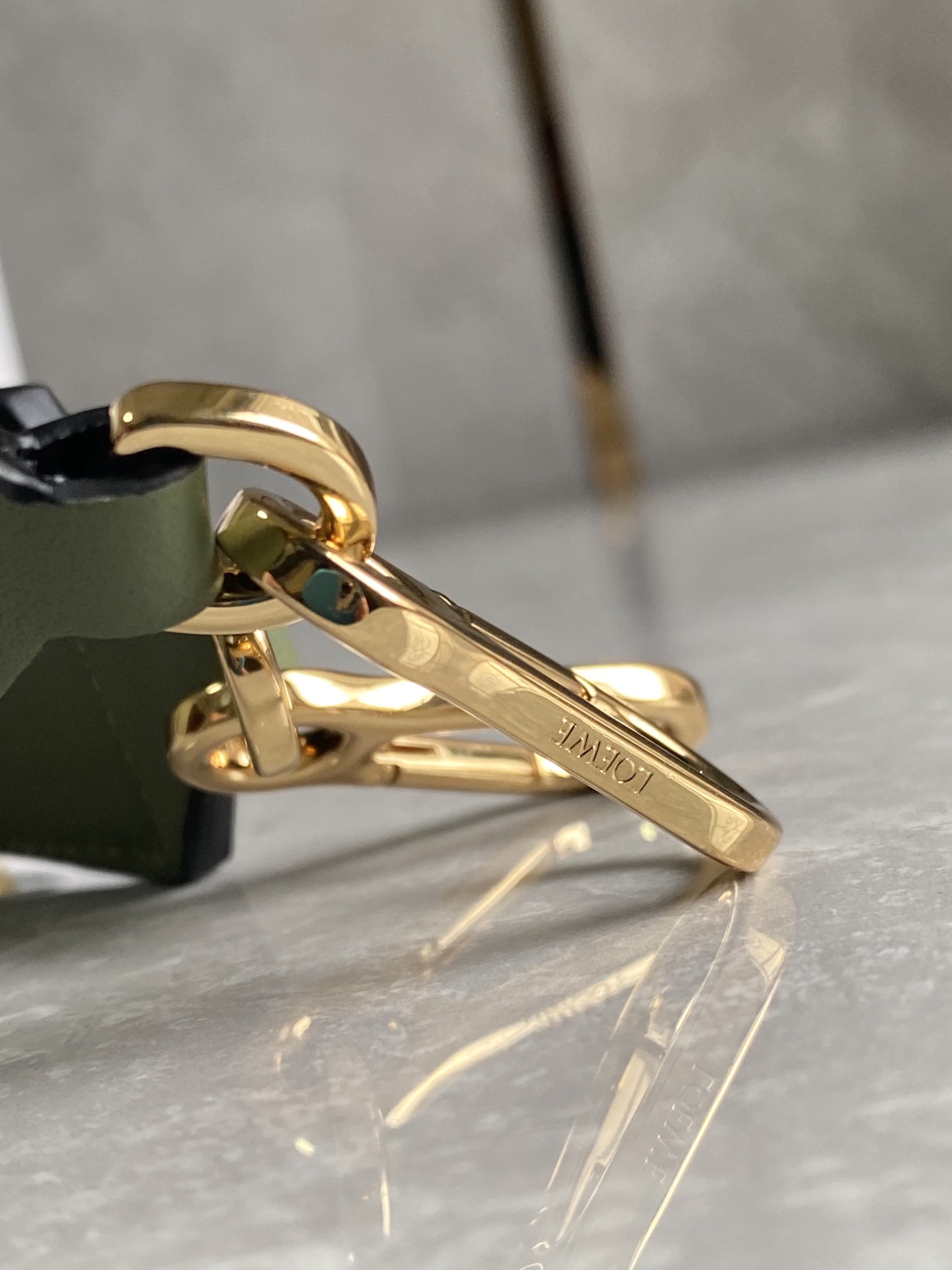 Loewe Straps