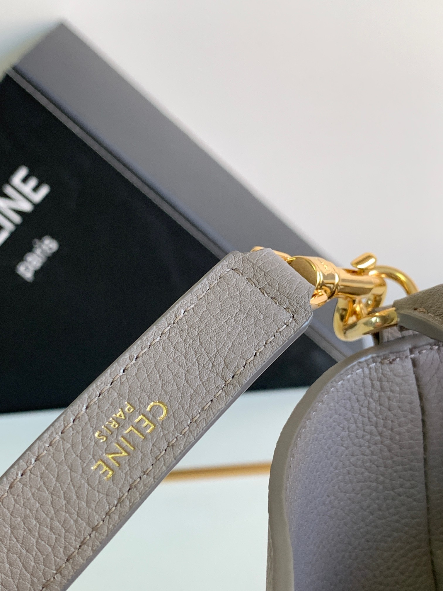 Ce**e bucket bag-16x18x16cm