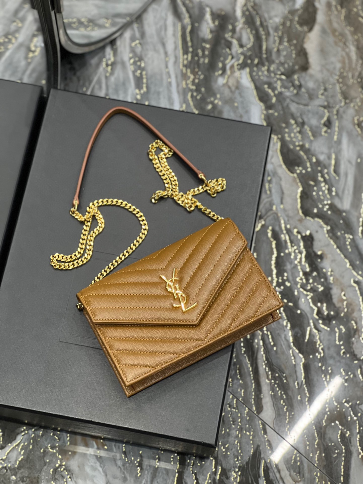YSL Wallet On Chain-19x11.5x4CM